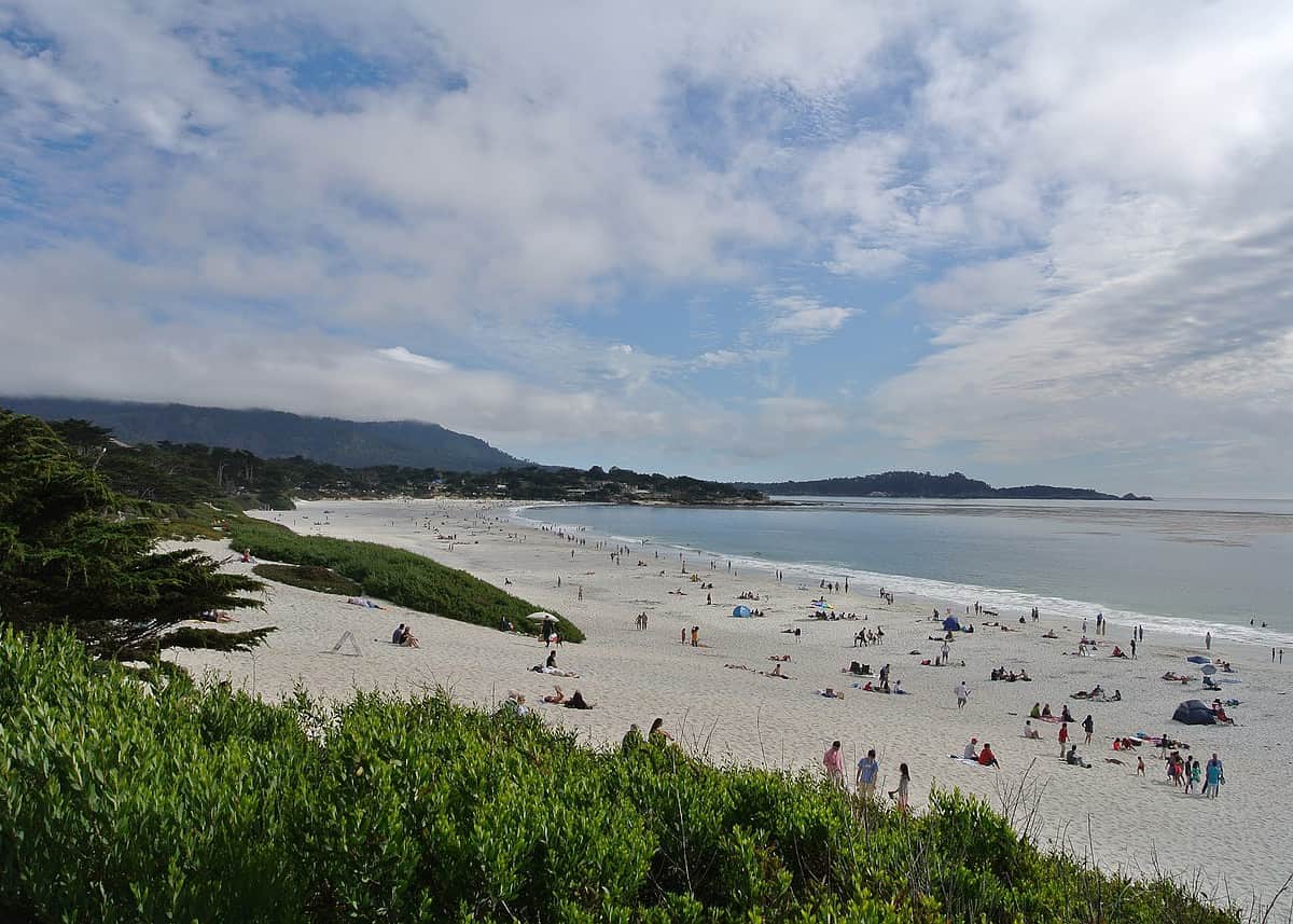 Read more about the article These 5 Carmel Beaches Are Kid-Approved & Absolutely Gorgeous