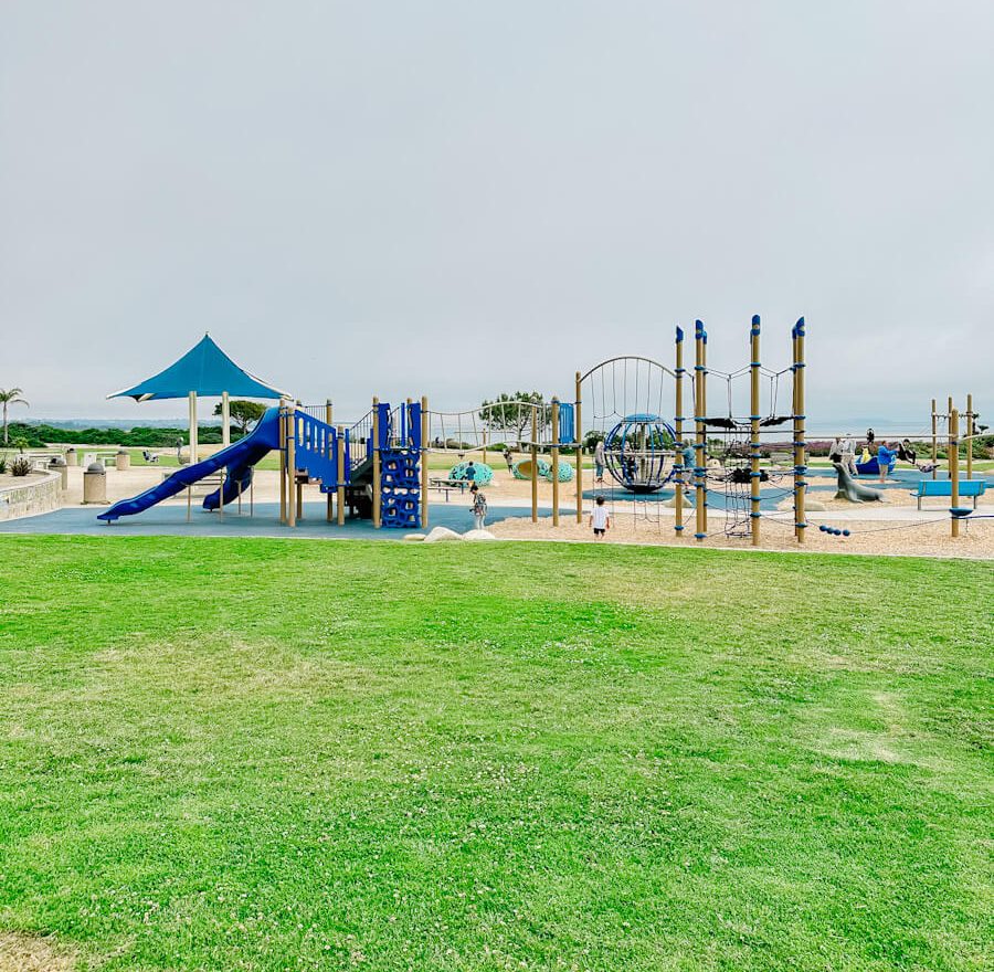 dinosaur caves park in pismo beach is a great place to take kids.